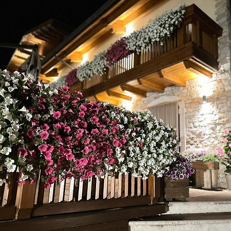 Boutique Hotel Il Riccio - Adults Only Рокказаро Экстерьер фото